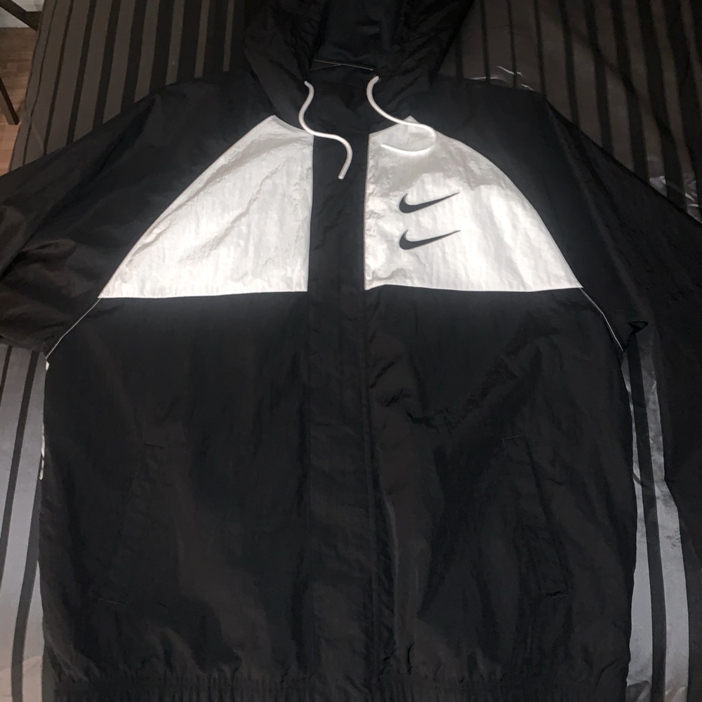 Nike zipup brand new 🔥🔥🔥